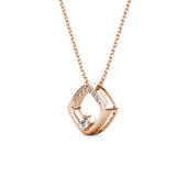 Parure Adelise (1 collier + 1 pendentif + 2 boucles d'oreilles) ornées de 26 cristaux Swarovski - Livraison Offerte