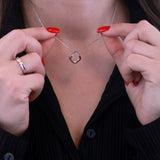 Parure Adelise (1 collier + 1 pendentif + 2 boucles d'oreilles) ornées de 26 cristaux Swarovski - Livraison Offerte